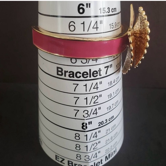 Lily Pulitzer | Women’s Raspberry Pink Fan Bow Bracelet Cuff - Picture 5 of 7